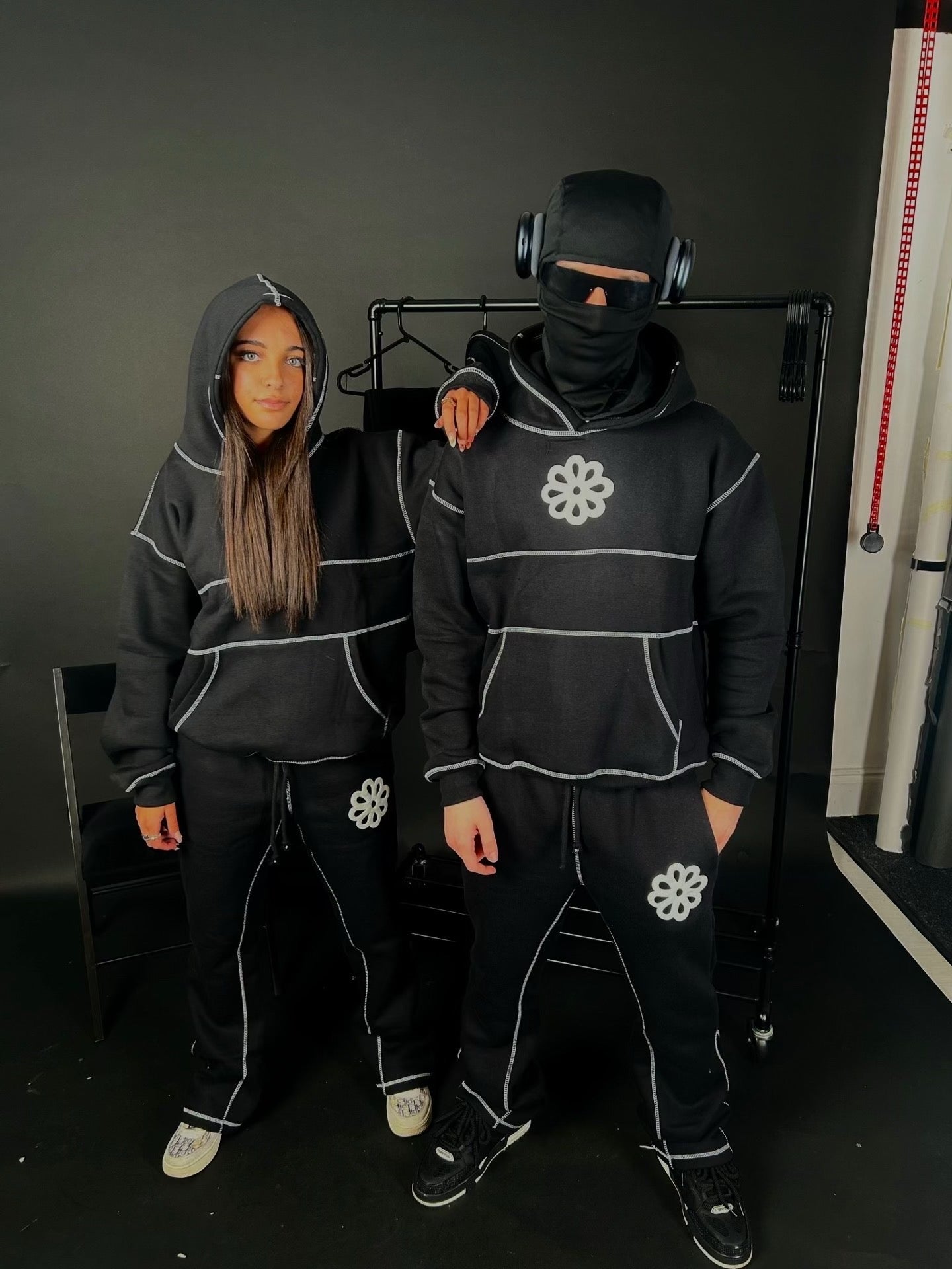 THIRTY3 OVERSTITCHED TRACKSUIT BLACK/WHITE